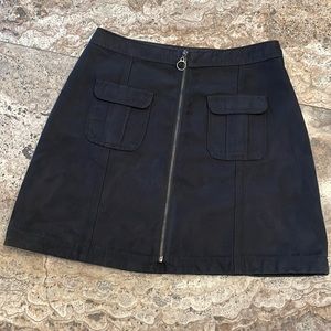 Hollister Black Front Zip Mini Skirt Size 1